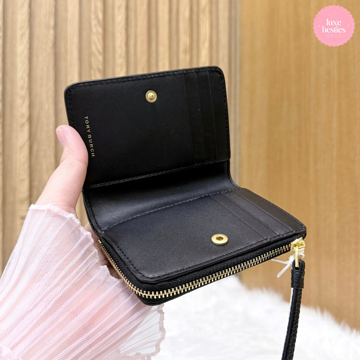TORY BURCH Retail Mcgraw Bi-Fold Wallet | Black