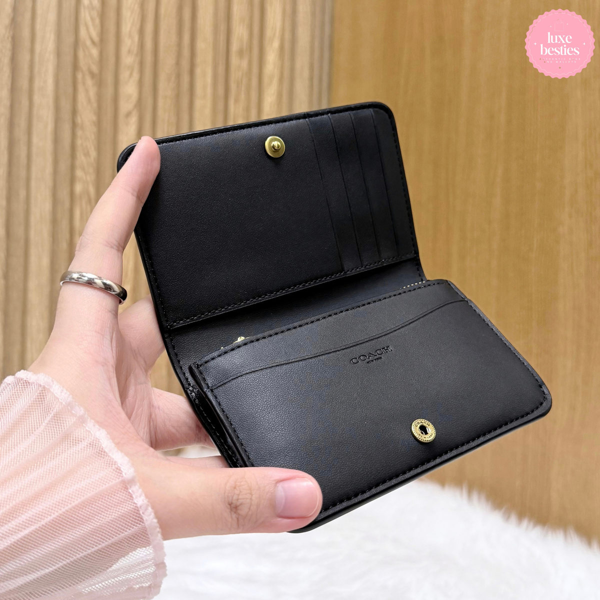 COACH Retail Essential Slim Card Case | Black
