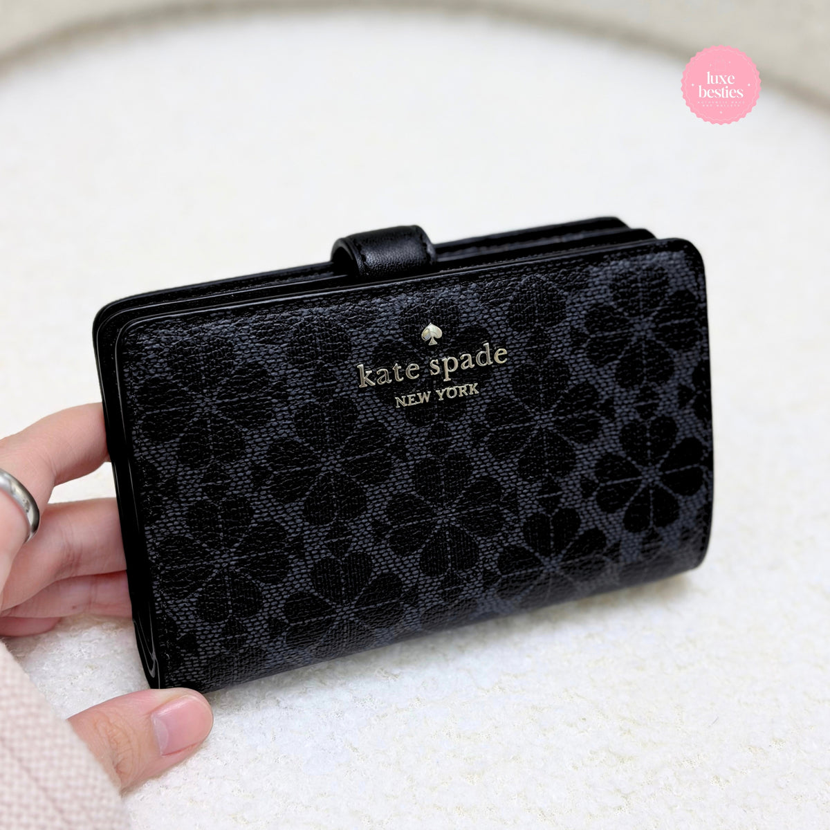 KATE SPADE Spade Flower Medium Bifold Wallet | Black