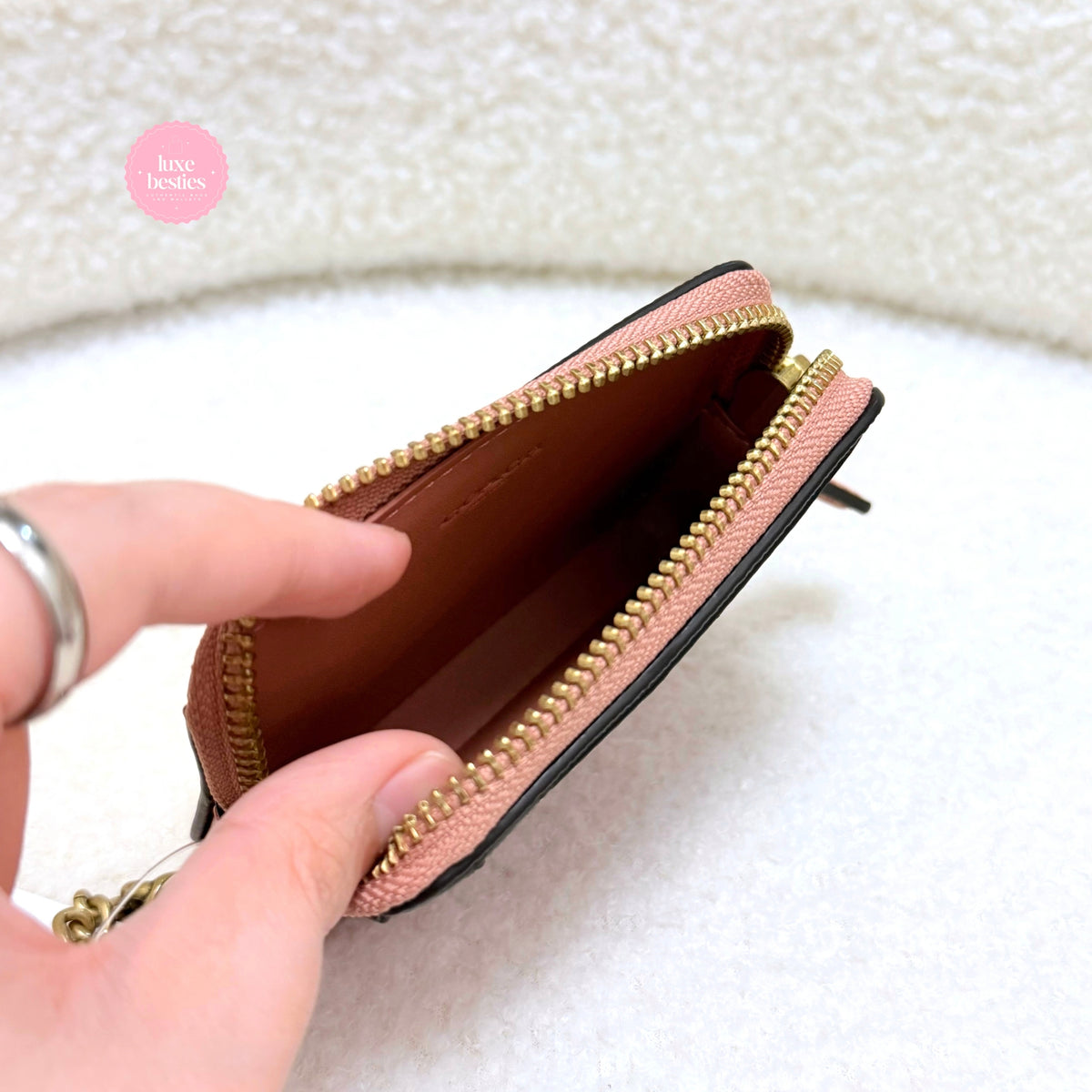 COACH Retail Essential Chain Card Case | Melon Pink