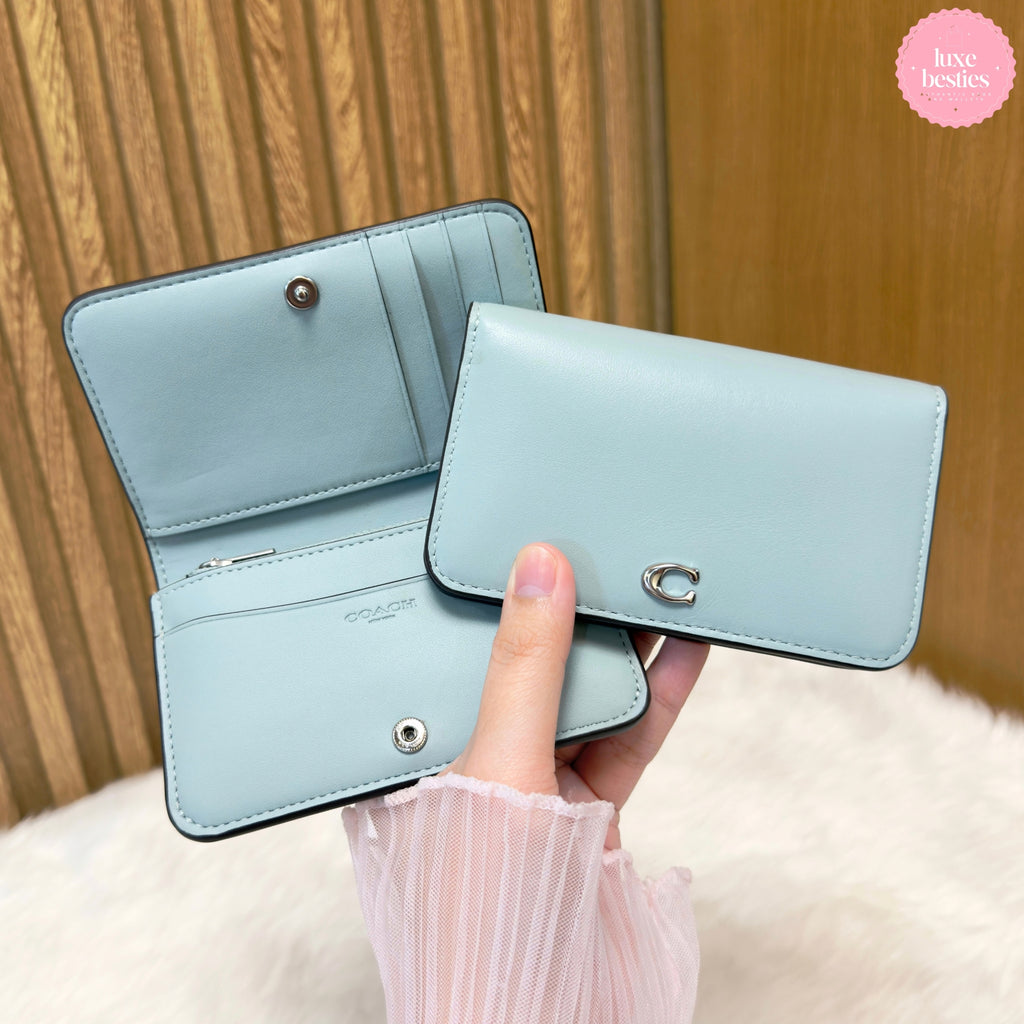 COACH Retail Essential Slim Card Case | Light Blue