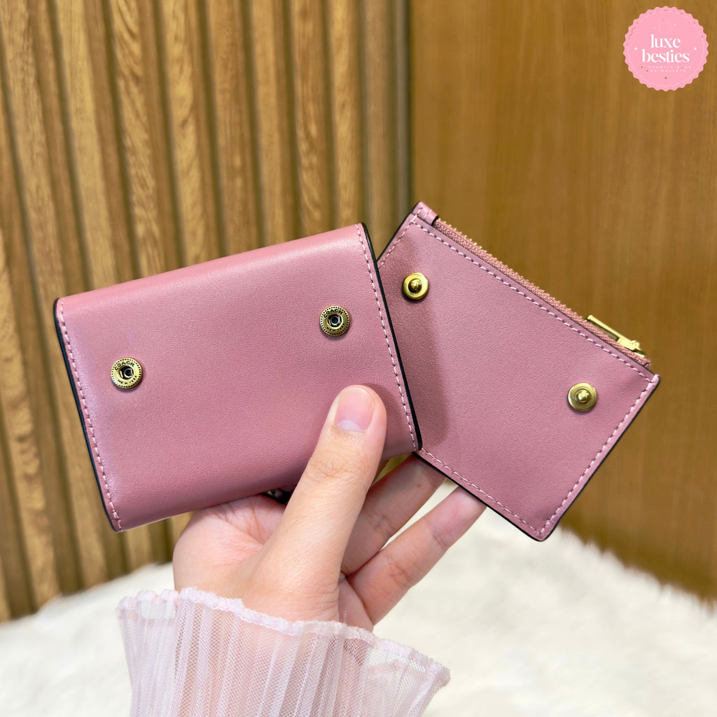 COACH Retail Essential Card Holder Wallet | Peony