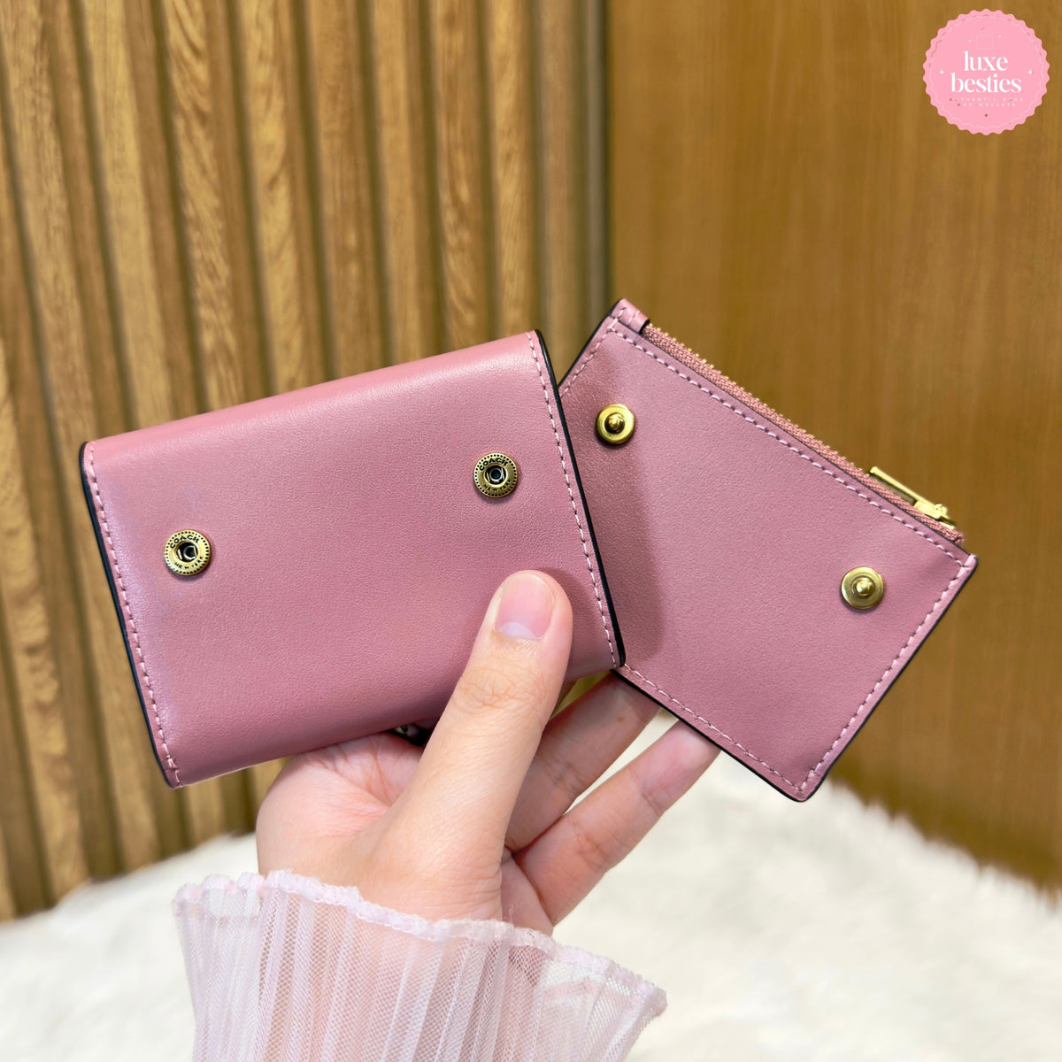 COACH Retail Essential Card Holder Wallet | Peony